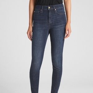 SALE//Gap high waisted skinny jeans